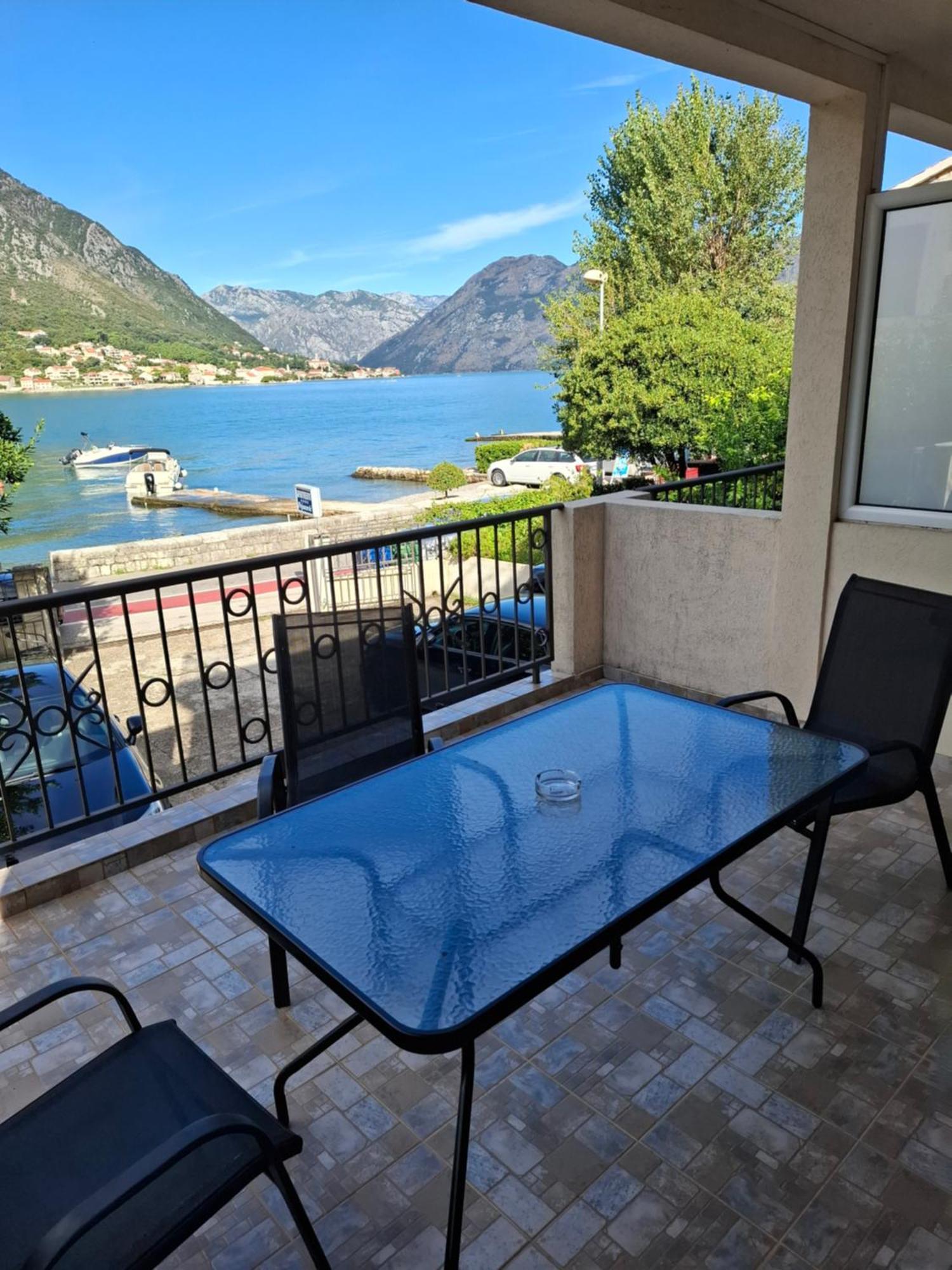 Apartments Pejanovic Kotor Buitenkant foto