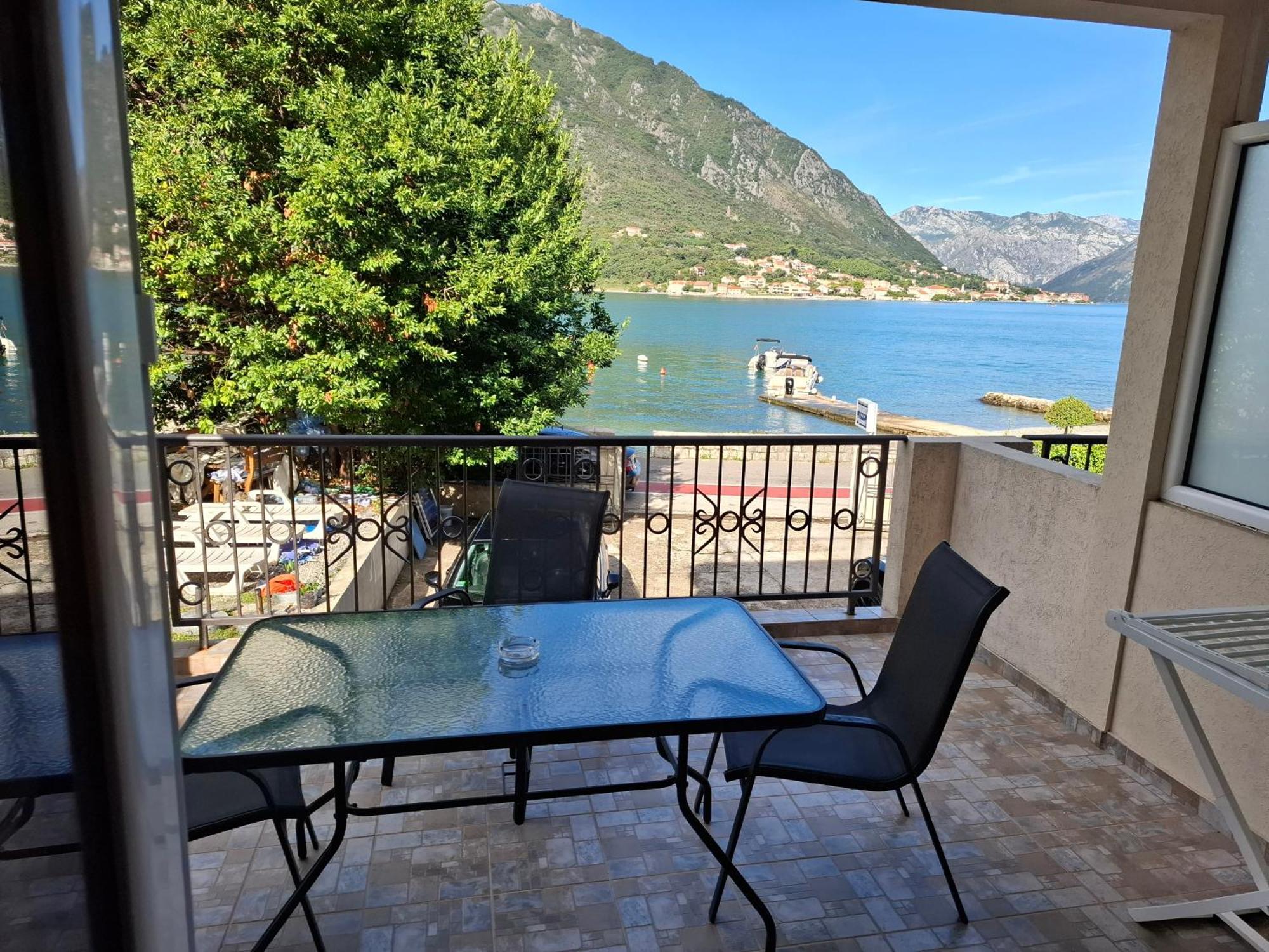 Apartments Pejanovic Kotor Buitenkant foto